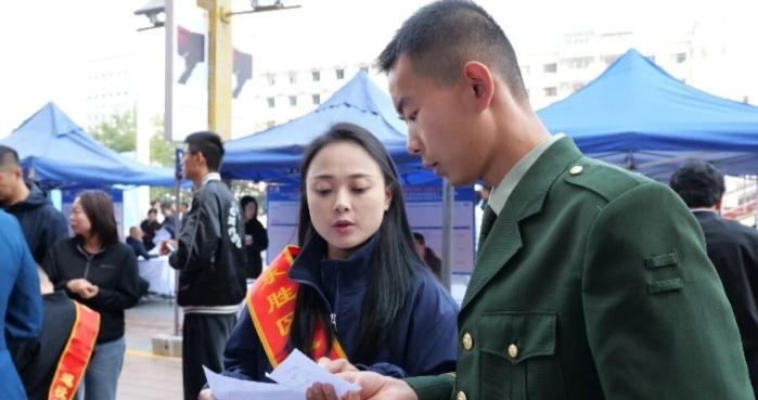一站式就业帮扶!鄂尔多斯这场专场招聘会暖人心